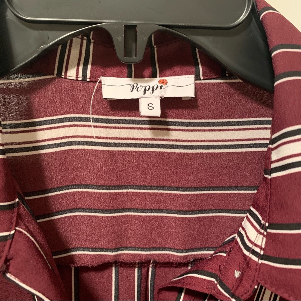 Button down - Picture 3 of 4